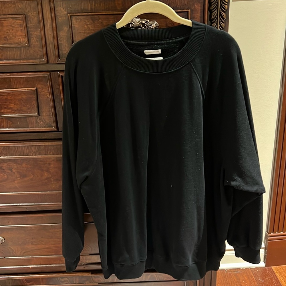Black crewneck American eagle